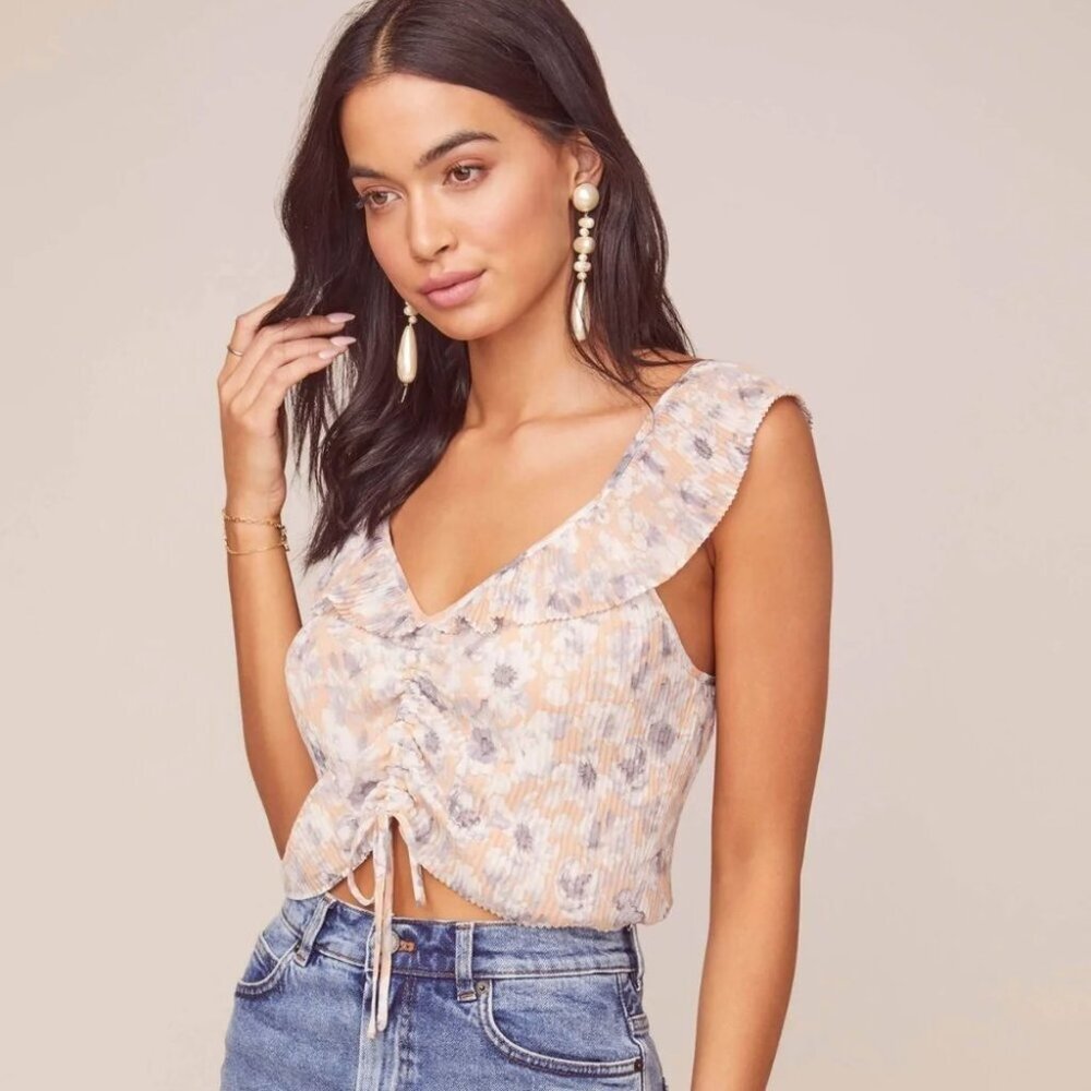 NWT ASTR the label Rue Top Peach Grey Floral - Picture 2 of 6